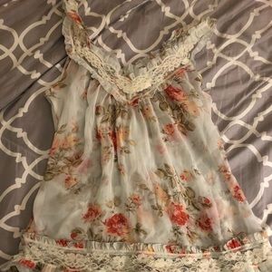 Sheer floral tank top ✨